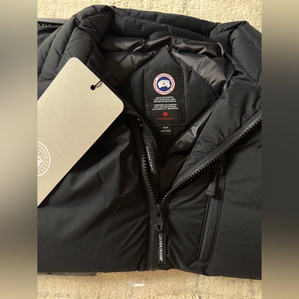 Canada Goose Lodge Jacket Black Men’s M – NEW with Tags – Authentic - Picture 8 of 9